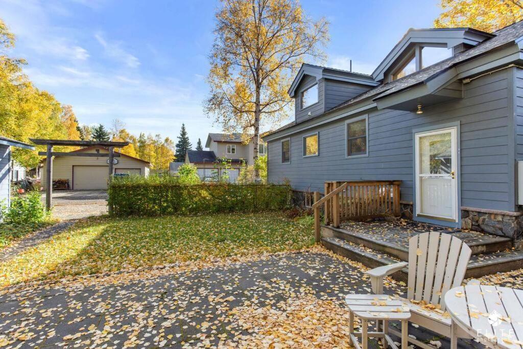 Fireweed Gardens In Roger'S Park Appartement Anchorage Buitenkant foto
